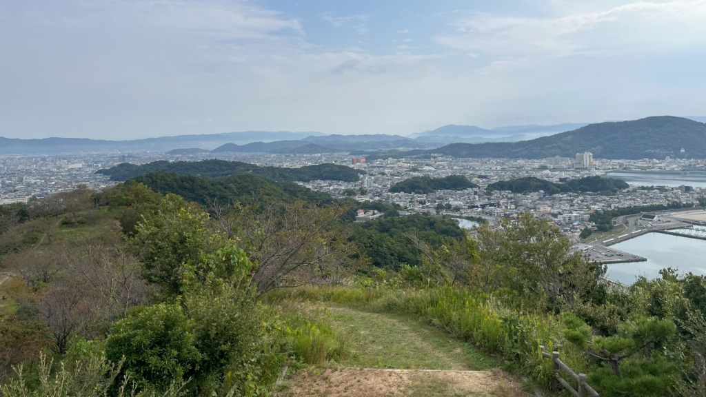 高津子山